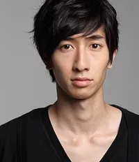 영화배우인 코바야시 류지의 대표 이미지
