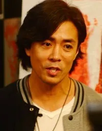 영화배우인 랜스 레이먼도의 대표 이미지