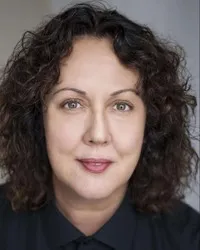 영화배우인 리마 테 외아타의 대표 이미지