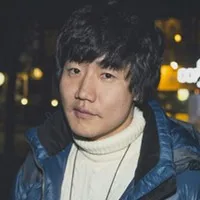 영화배우, 영화감독인 윤진의 대표 이미지