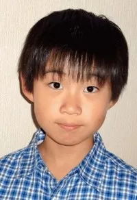 영화배우인 이토 슈의 대표 이미지