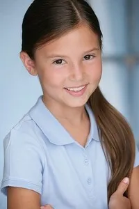 영화배우인 라일리 마르티네스의 대표 이미지