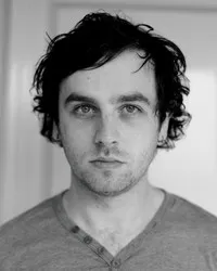 영화배우인 데이비드 마일스 브라운의 대표 이미지