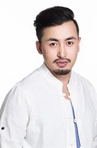 영화감독인 원걸의 대표 이미지