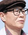 만화가인 윤영옥의 대표 이미지