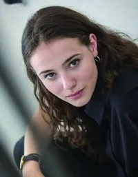 영화배우인 케어리엘 트렘블레이의 대표 이미지