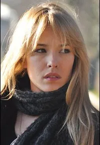 영화배우인 엘로디 퐁탕의 대표 이미지