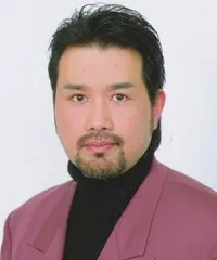 영화배우인 타지리 시게카즈의 대표 이미지