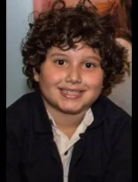 영화배우인 세바스티안 몰리나로의 대표 이미지