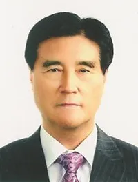 영화감독인 박봉하의 대표 이미지