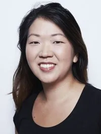 영화감독인 제이미 에켄스의 대표 이미지