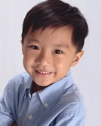 영화배우인 이안 첸의 대표 이미지