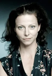 영화배우인 나타사 마티아세츠의 대표 이미지