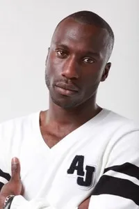 영화배우인 무사 만살리의 대표 이미지