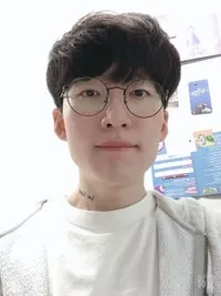 영화감독인 전수빈의 대표 이미지