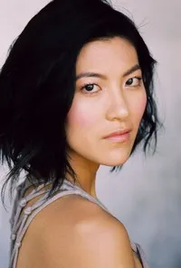 영화배우인 아케미 룩의 대표 이미지