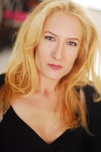 영화배우인 파스카린 벨가르드의 대표 이미지