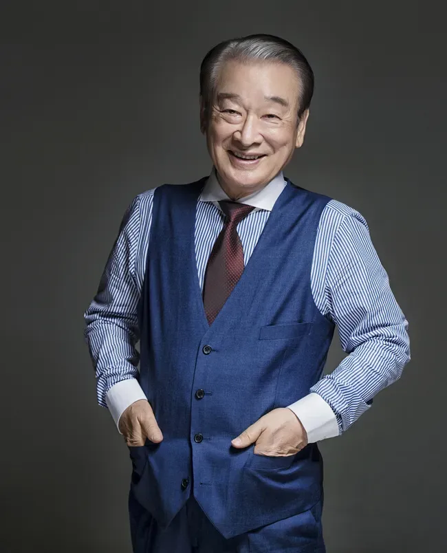 배우, 정치인인 이순재의 대표 이미지