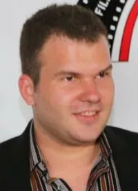 영화감독인 자넥 암브로스의 대표 이미지