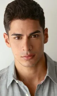 영화배우인 마이클 걸란티의 대표 이미지