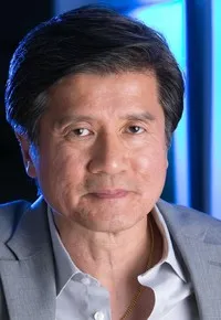 영화배우인 필 니의 대표 이미지