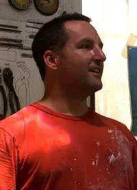 환경운동가인 제이슨 드케어스 테일러의 대표 이미지