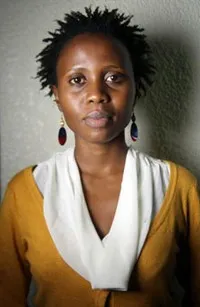 영화배우인 엘리안 우무하이어의 대표 이미지