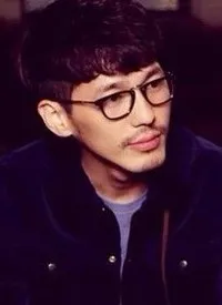 탤런트인 백우의 대표 이미지