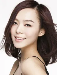영화배우인 정이의 대표 이미지