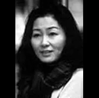 각본인 츠츠이 토모미의 대표 이미지