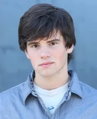 영화배우인 에디 페리노의 대표 이미지