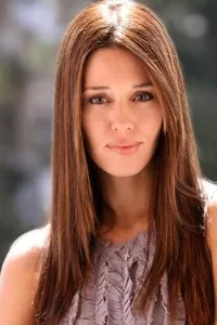 영화배우인 코리 올리버의 대표 이미지