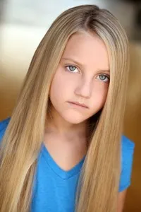 영화배우인 사라 바즐러의 대표 이미지