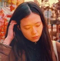 영화배우인 애디나 댄시거의 대표 이미지