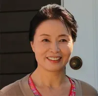 배우인 김윤수의 대표 이미지