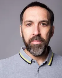 영화배우인 조 페라라의 대표 이미지