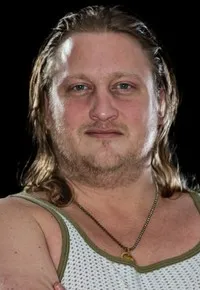 영화배우인 다니엘 파우스트의 대표 이미지