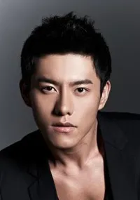 영화배우인 이정빈의 대표 이미지