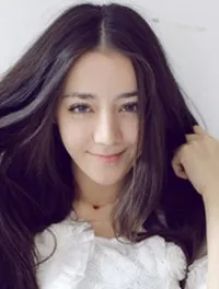 영화배우인 디리러바의 대표 이미지