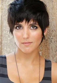 영화배우인 타마라 캐리의 대표 이미지