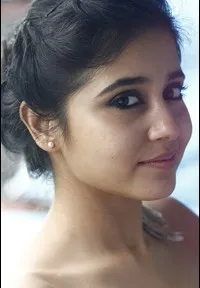 영화배우인 시웨타 트리파티의 대표 이미지