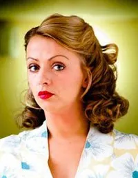 영화배우인 리사 맥그릴리스의 대표 이미지