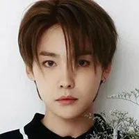 가수인 김진우의 대표 이미지