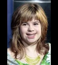 영화배우인 크리스탈 호프 나우스바움의 대표 이미지