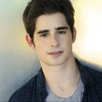 영화배우인 조너선 고든의 대표 이미지