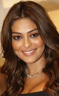 영화배우인 줄리아나 팡이스의 대표 이미지