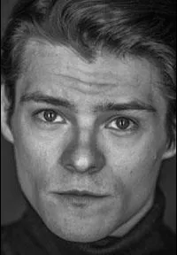 영화배우인 토마시 지엥텍의 대표 이미지