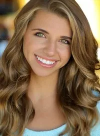 영화배우인 그레이슨 호지키스의 대표 이미지