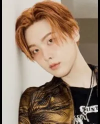 가수, 탤런트인 윤산하의 대표 이미지