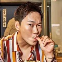 영화배우인 송진우의 대표 이미지